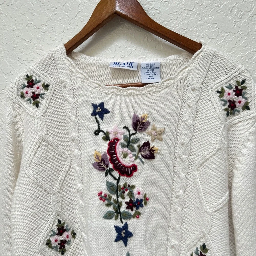 Blair Women XL Cream Cable Knit Floral Embroidered Pearl Sweater VTG Cottagecore